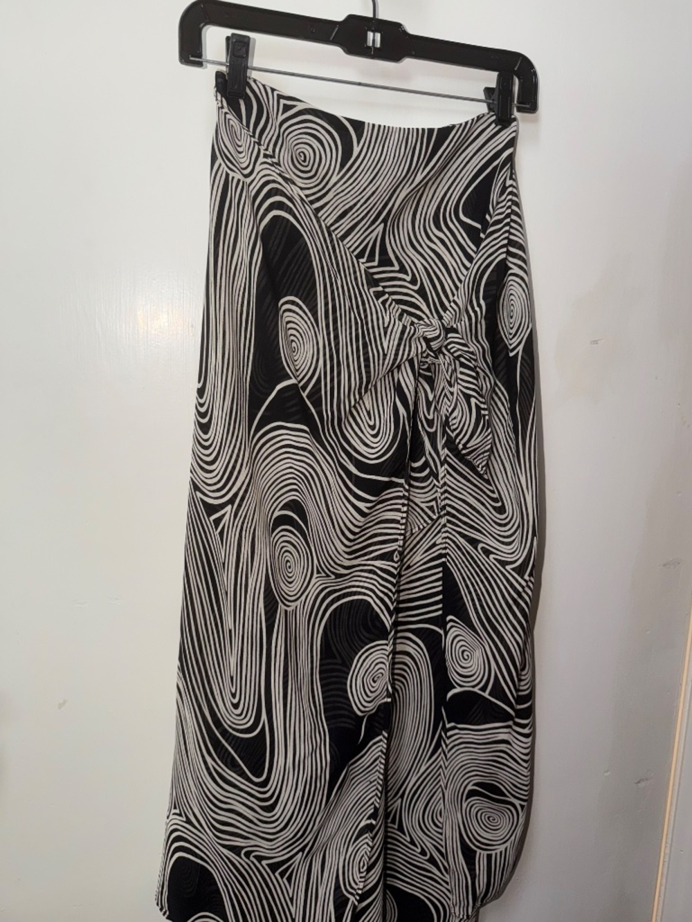 Vintage cache wrap tie skirt
